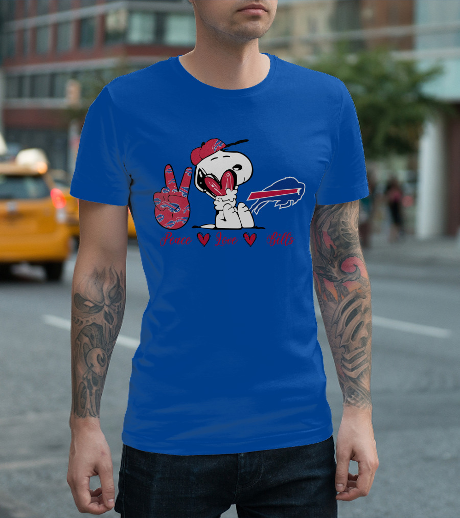 Peace Love Buffalo Bills Snoopy Holding Hearts T-Shirt