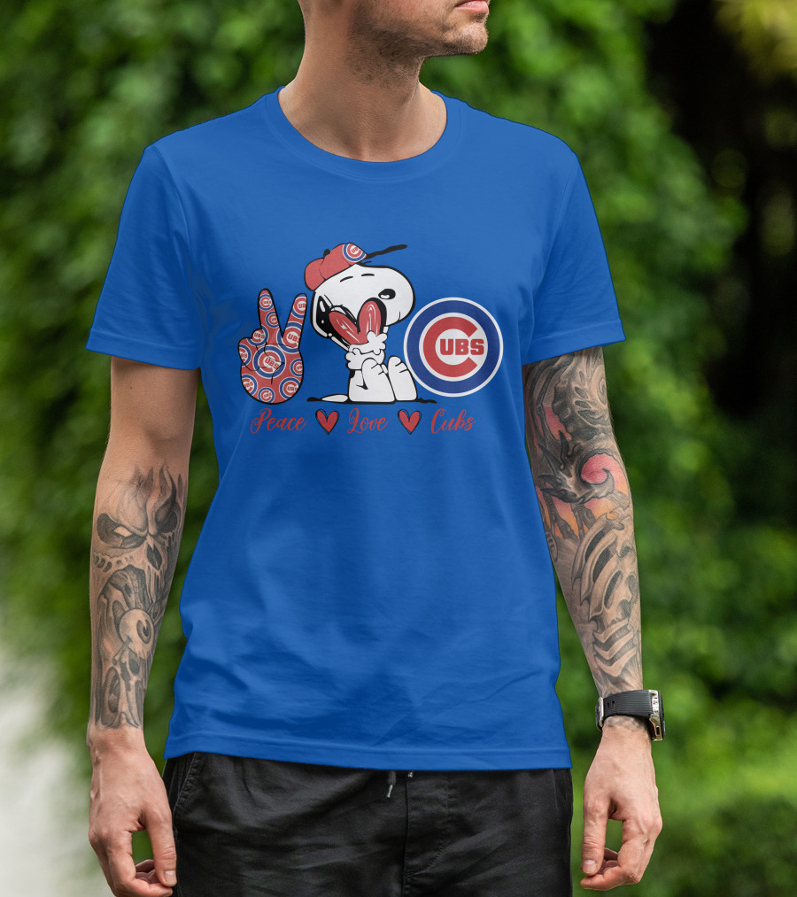 Peace Love Cubs Snoopy Chicago Cubs Baseball T-Shirt