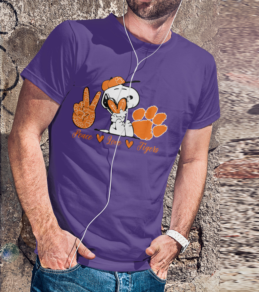 Peace Love Clemson Tigers Snoopy With Paw Print And Heart Icons T-Shirt