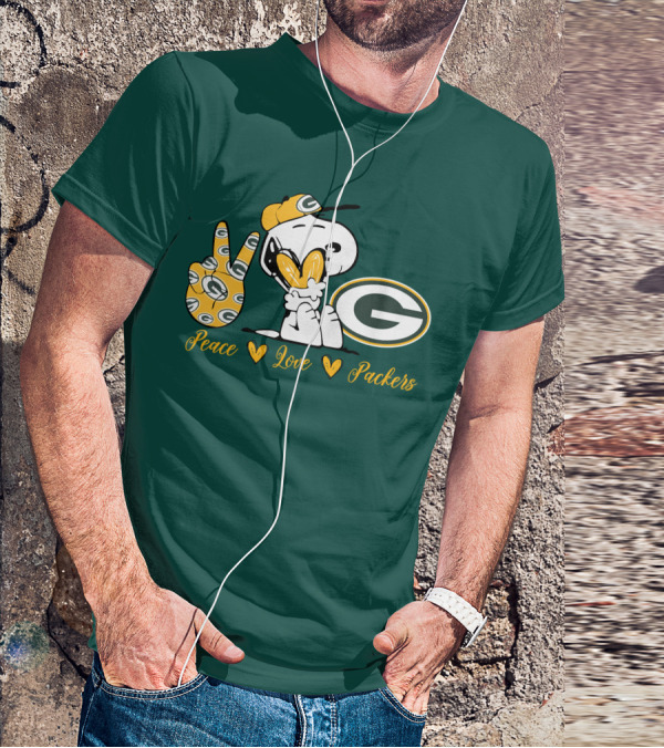Peace Love Packers Snoopy Green Bay Packers T-Shirt