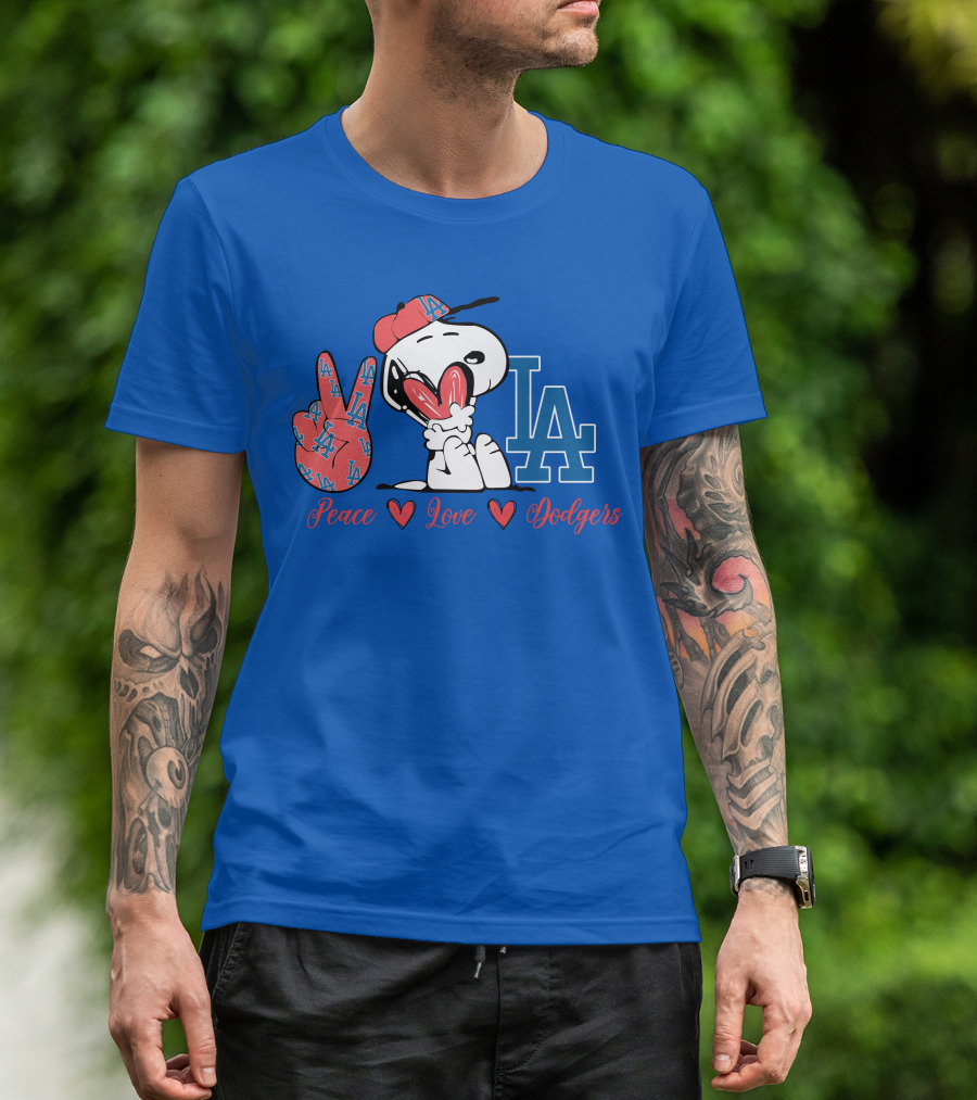 Peace Love Los Angeles Dodgers Snoopy La T-Shirt