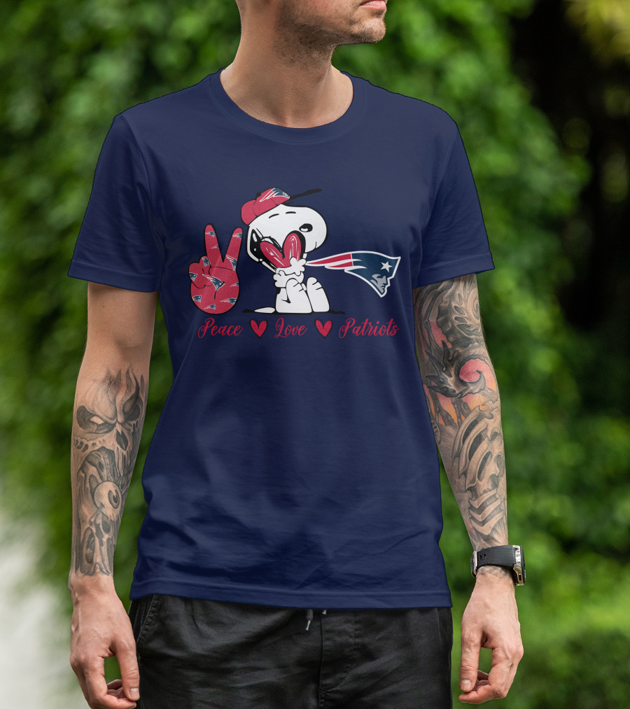 Peace Love Patriots Snoopy New England T-Shirt