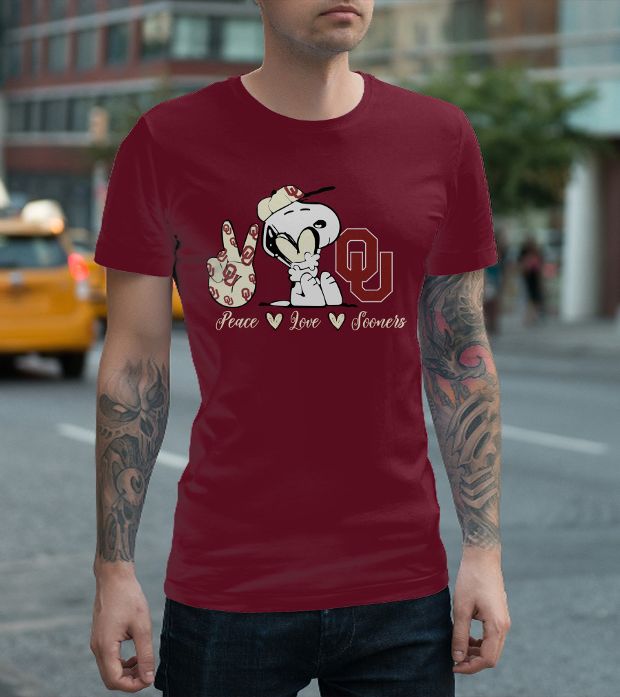 Peace Love Oklahoma Sooners Snoopy Ou T-Shirt