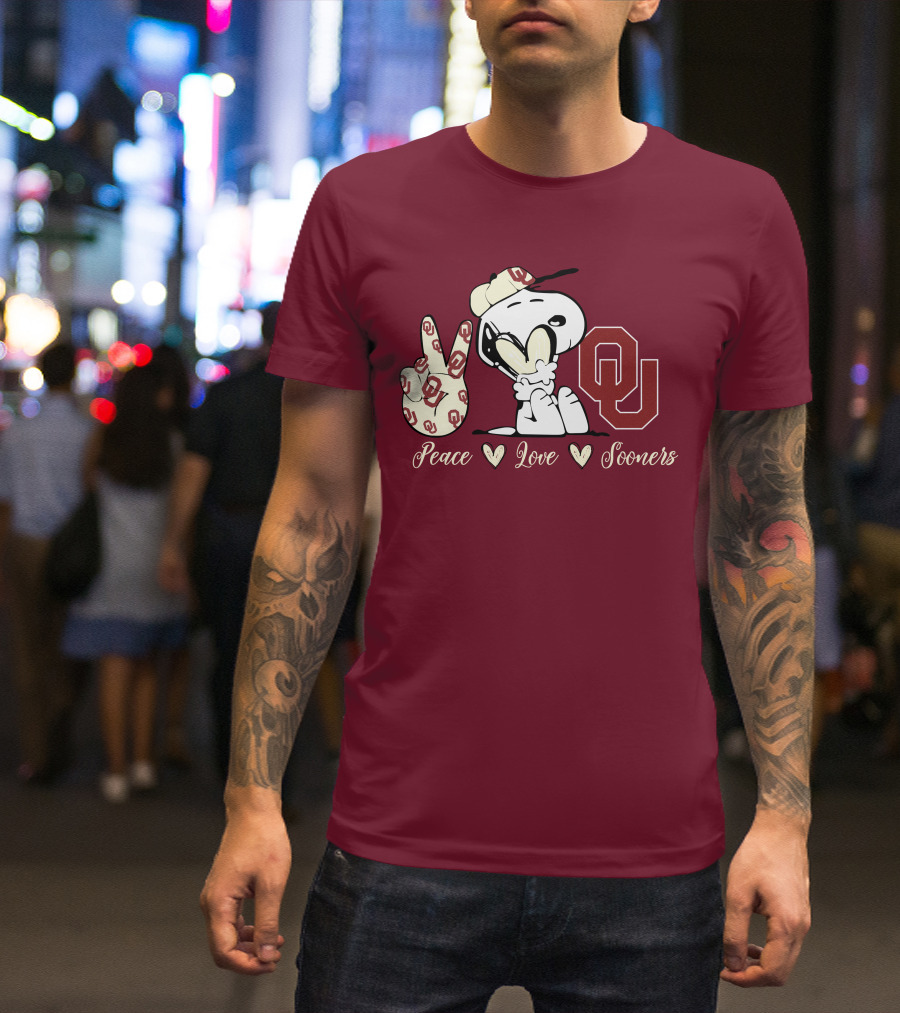 Peace Love Oklahoma Sooners Snoopy Ou T-Shirt