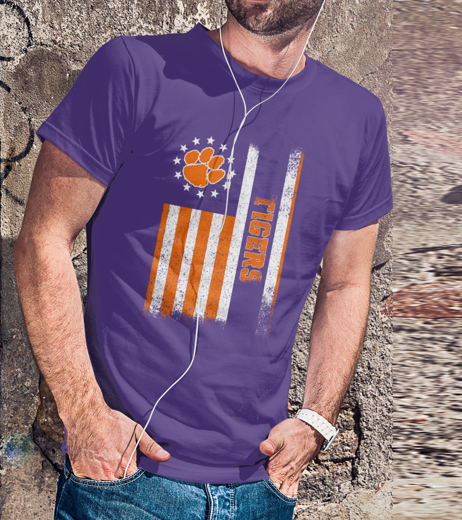 Clemson Tigers American Flag Paw Print T-Shirt