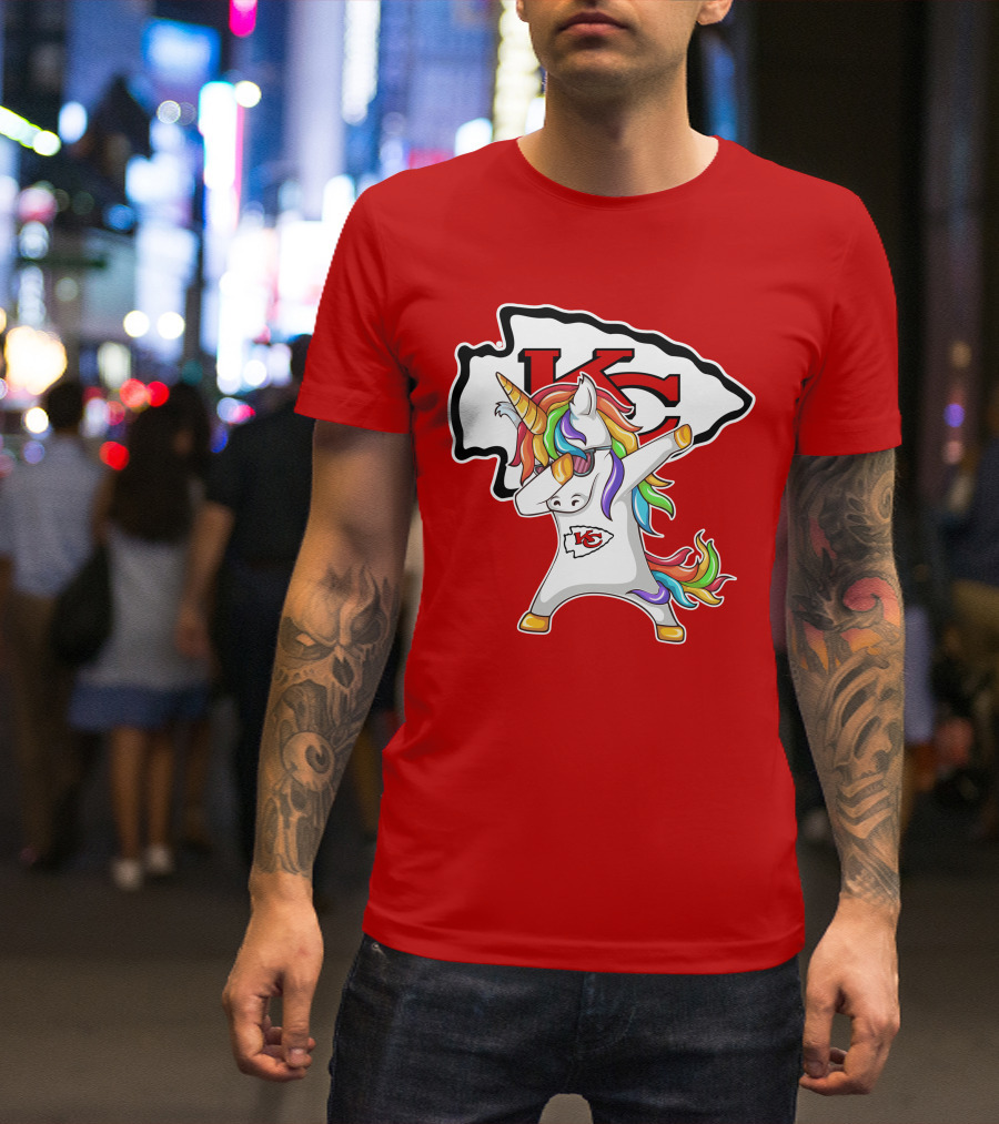 Kansas City Chiefs Unicorn Dabbing KC Logo Rainbow Mane T-Shirt