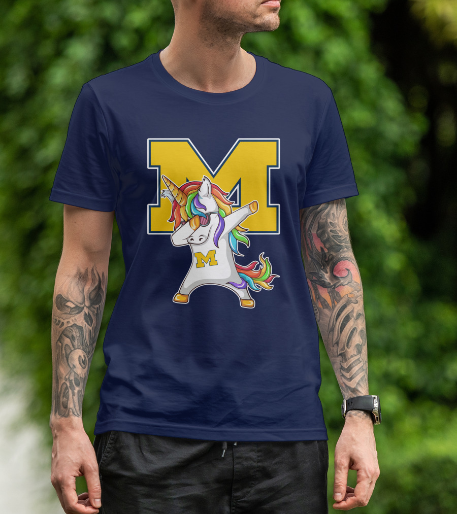 Michigan Wolverines Unicorn Dabbing M T-Shirt