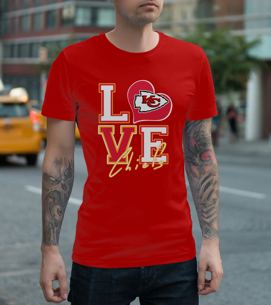 LOVE Chiefs KC Arrowhead Heart T-Shirt