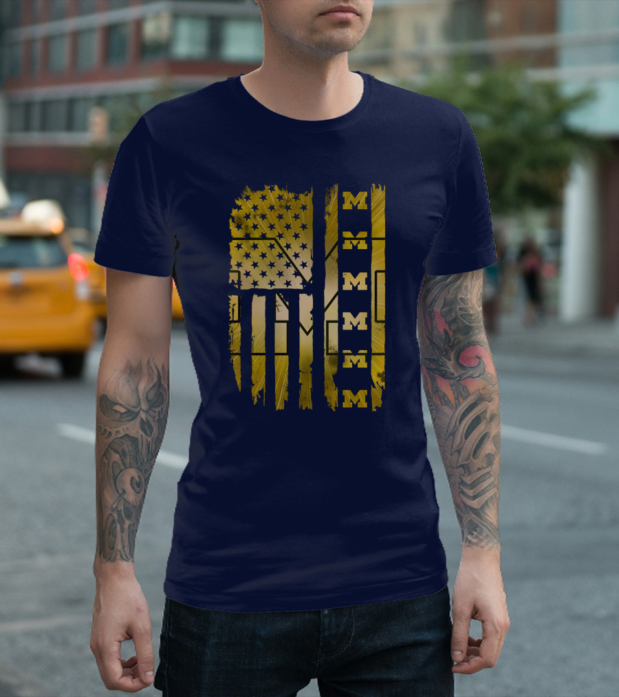Michigan Wolverines M American Flag T-Shirt