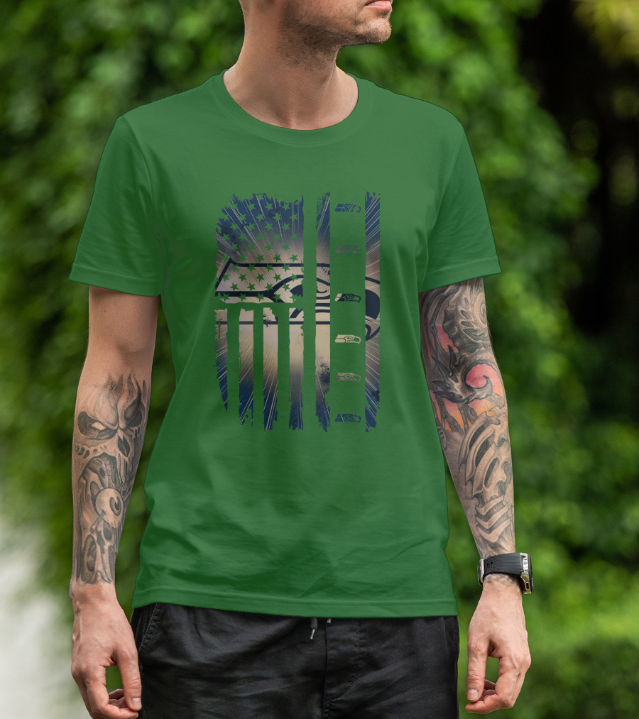 Seattle Seahawks American Flag Distressed Vintage T-Shirt