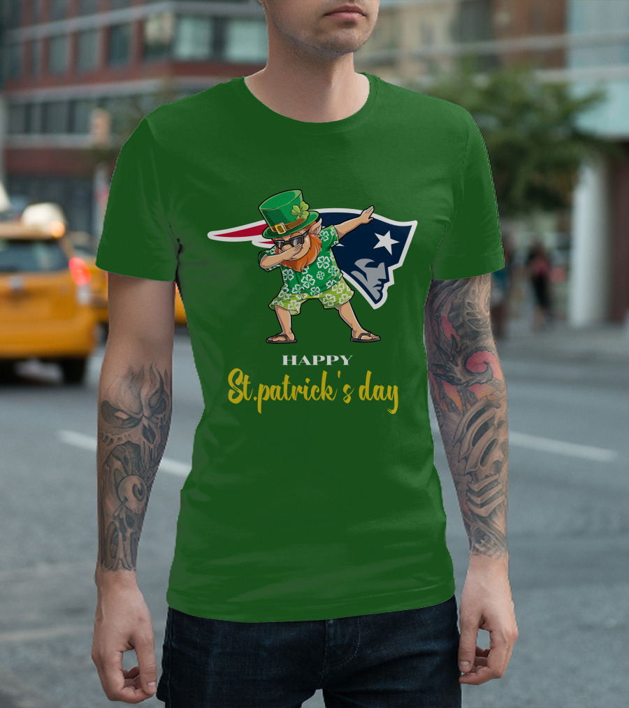 Happy St. Patrick's Day New England Patriots Dabbing Leprechaun T-Shirt