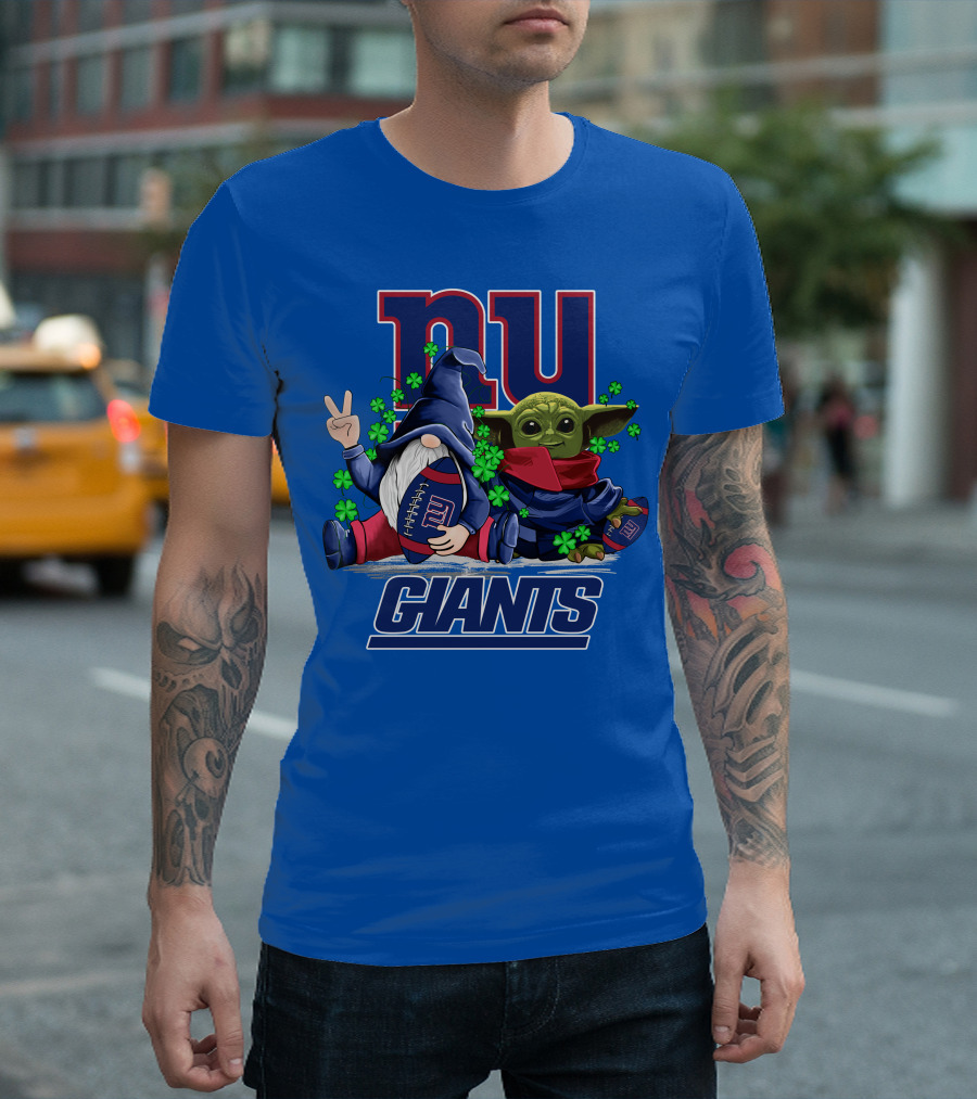New York Giants Leprechauns Gnomes Baby Yoda Football Clover T-Shirt