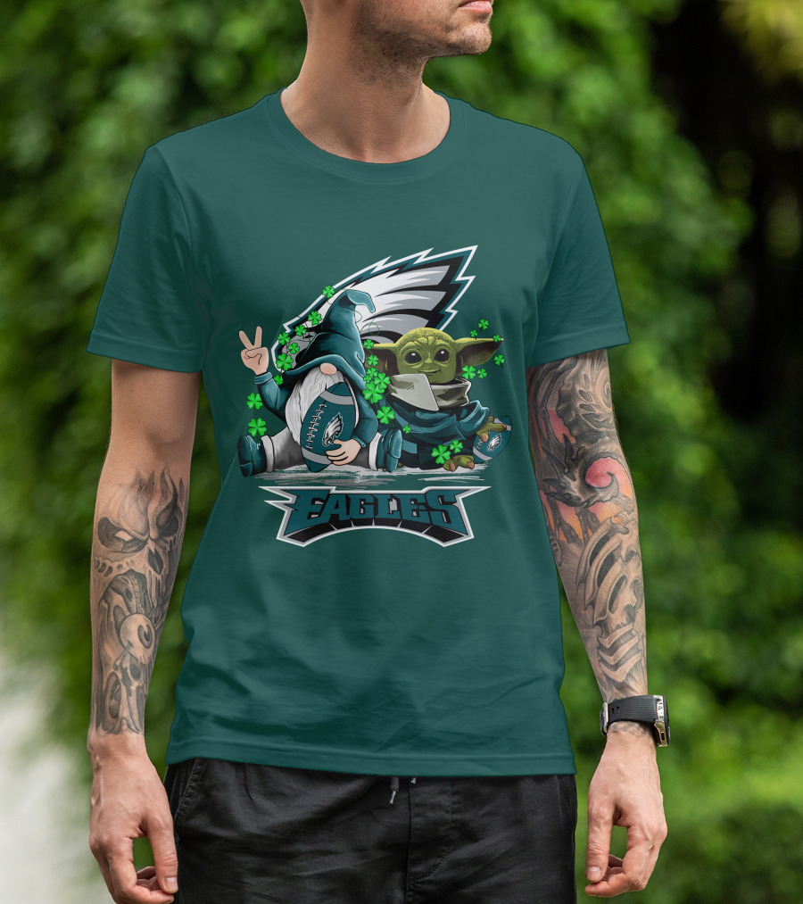 Philadelphia Eagles Leprechauns Gnomes Baby Yoda Hug Football T-Shirt