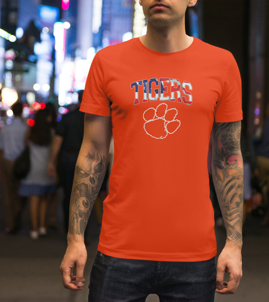 Tigers American Flag Paw Prints T-Shirt