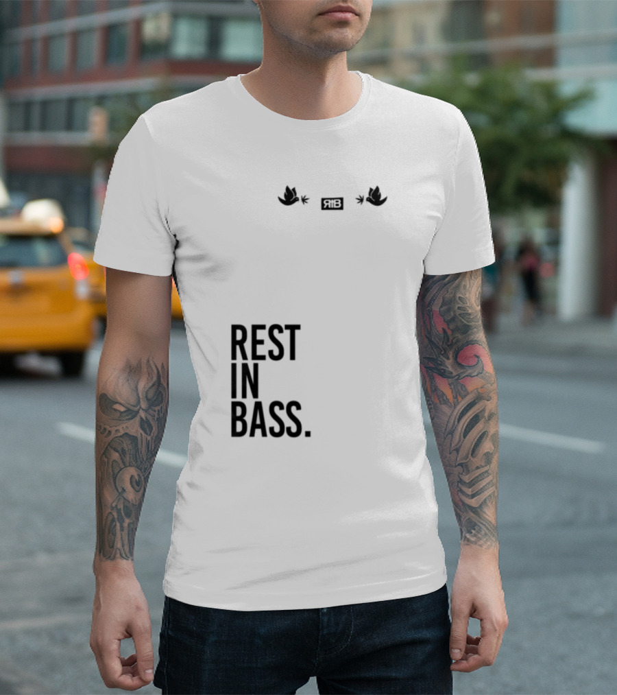 Rest In Bass Che Flying High Peace Symbol Headphones Star Elements T-Shirt