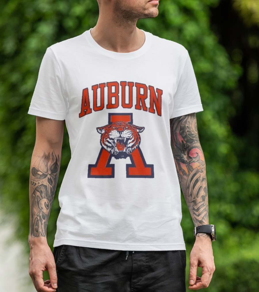 Auburn Tigers Roaring Vintage Logo Retro College Spirit T-Shirt