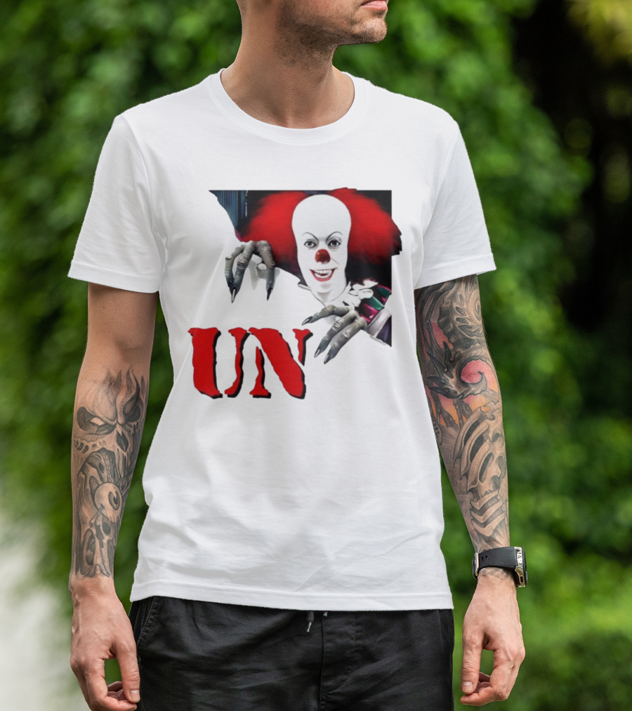 Pennywise The Dancing Clown Horror Movie Character UN T-Shirt