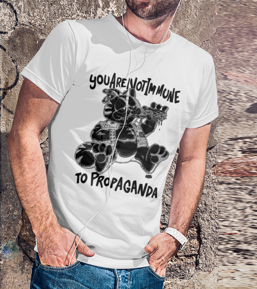 Punkwithacamera Cat With Pizza You Are Not Immune To Propaganda T-Shirt