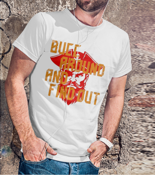 Bucc Around And Find Out Vintage Buccaneer Head Retro Style T-Shirt