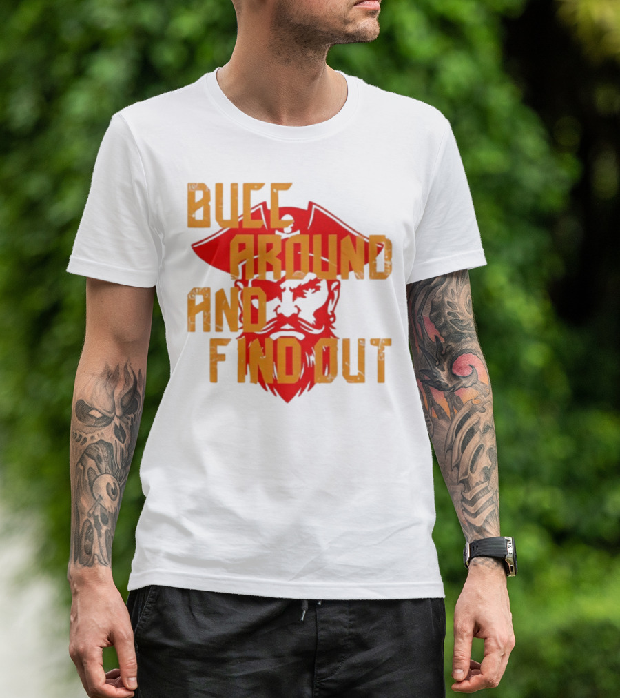 Bucc Around And Find Out Vintage Buccaneer Head Retro Style T-Shirt