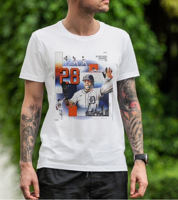 Javier Báez Detroit Tigers Number 28 Baseball Action High Five Urban Skyline T-Shirt
