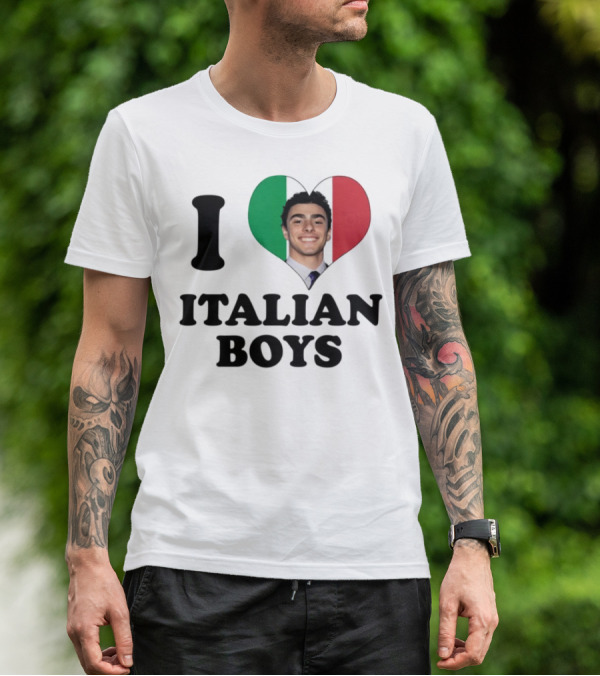 Luici Mangione I Love Italian Boys Heart Italy Flag T-Shirt