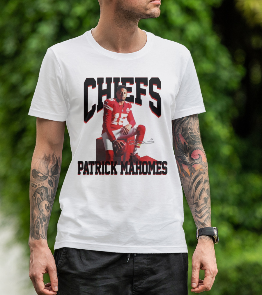 Patrick Mahomes Chiefs Signature Football Number 15 Kansas City T-Shirt