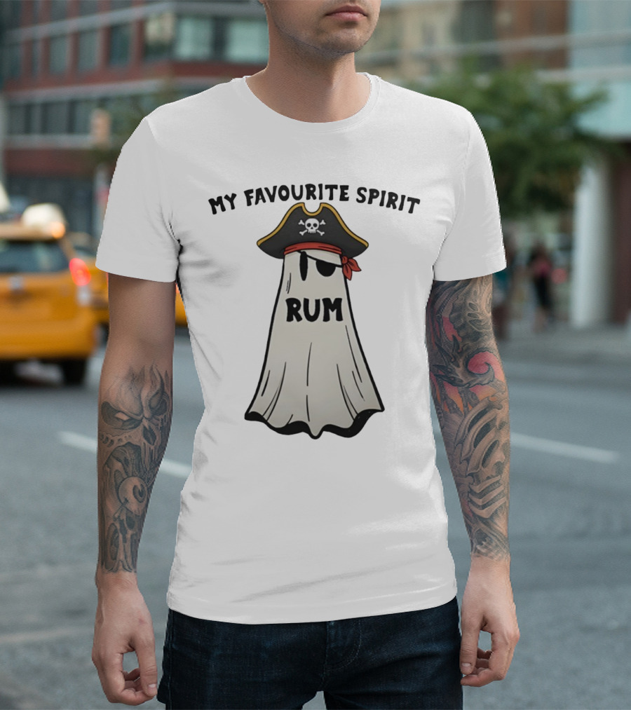 My Favourite Spirit Rum Pirate Ghost Funny Halloween Costume T-Shirt