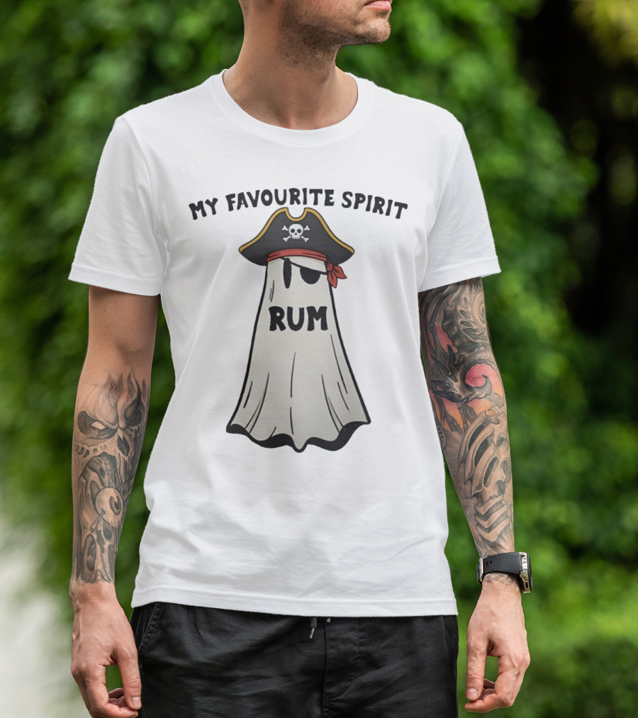 My Favourite Spirit Rum Pirate Ghost Funny Halloween Costume T-Shirt