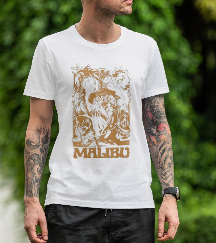 Malibu Wizard Mystical Floral Art Vintage Style T-Shirt