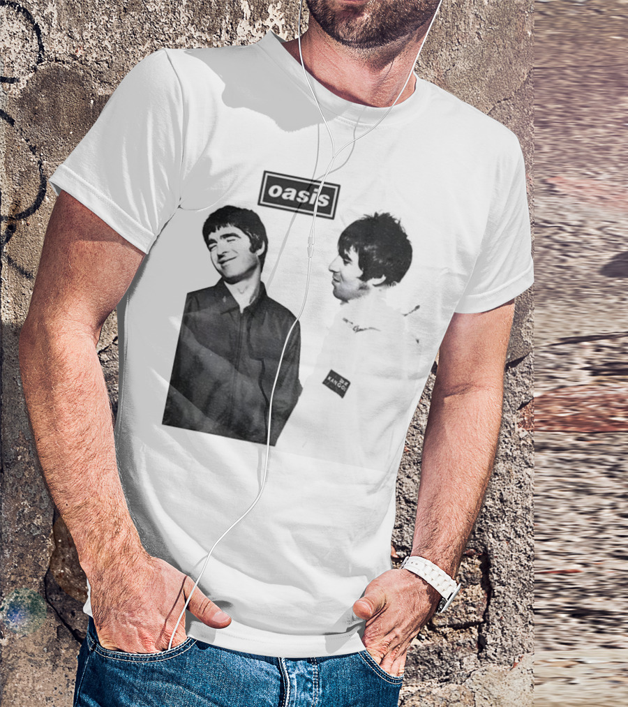 Noel Vs Liam Gallagher Oasis Band Kangol Vintage T-Shirt