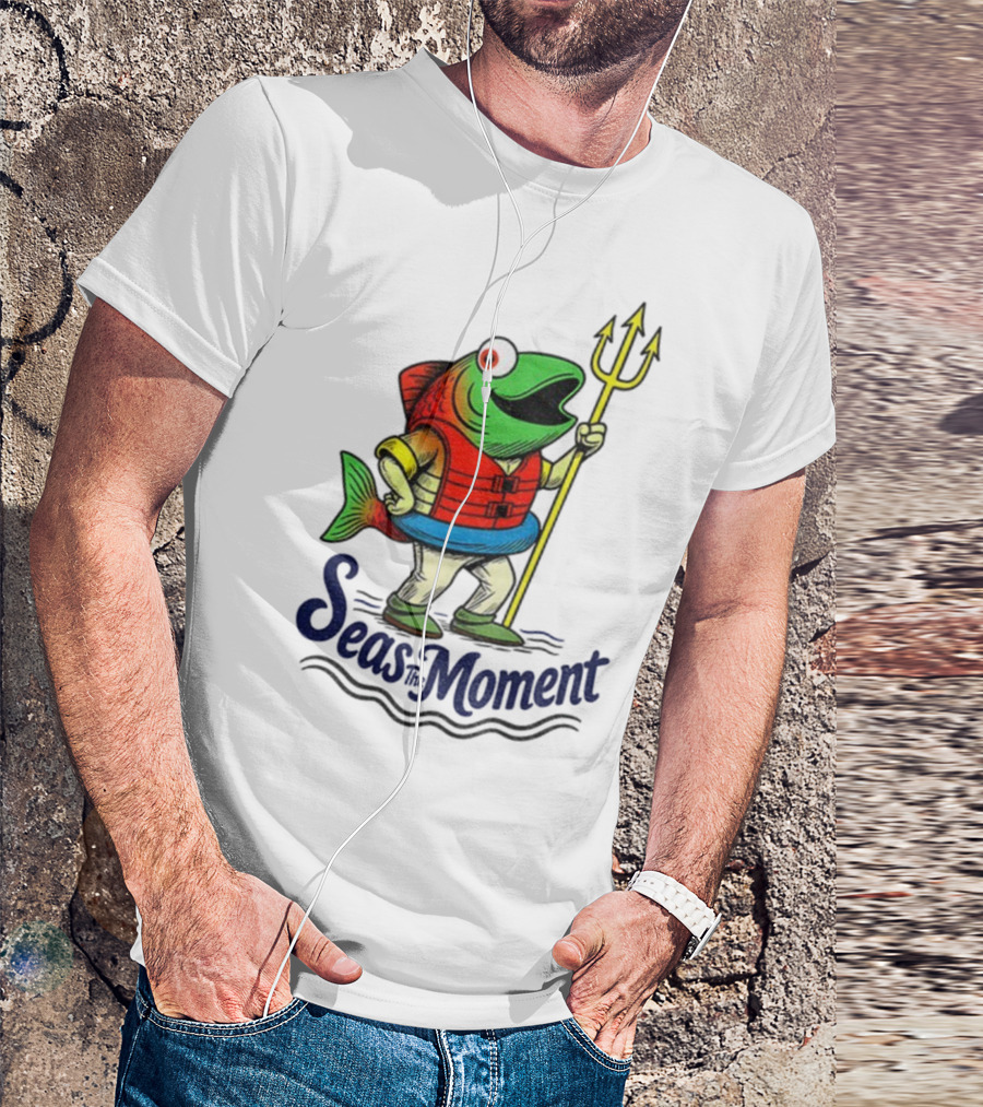 Seas The Moment Humpy Salmon Holding Trident Seattle Mariners MLB Baseball Fan Apparel T-Shirt
