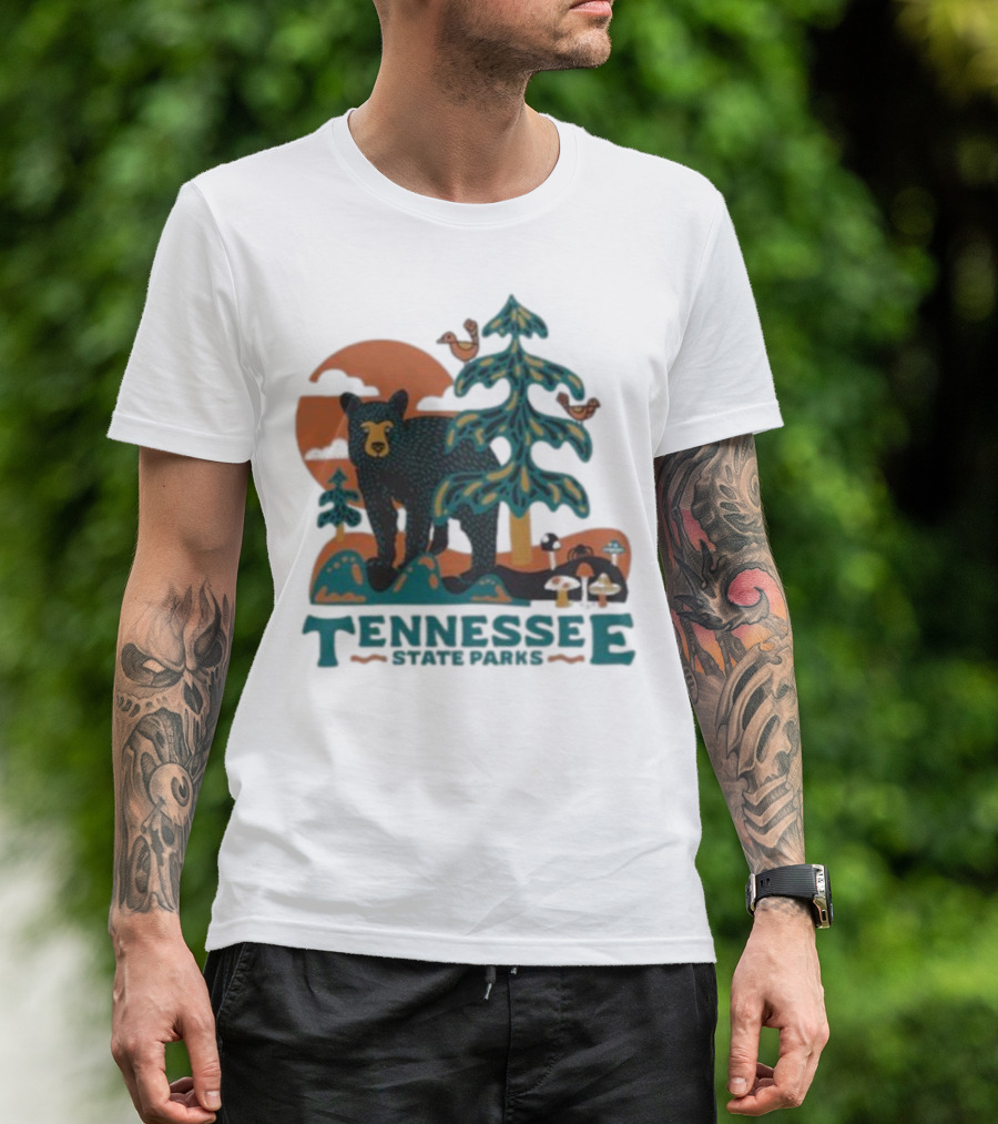 Tennessee State Parks Bear Nature Scene And Forest Wildlife T-Shirt