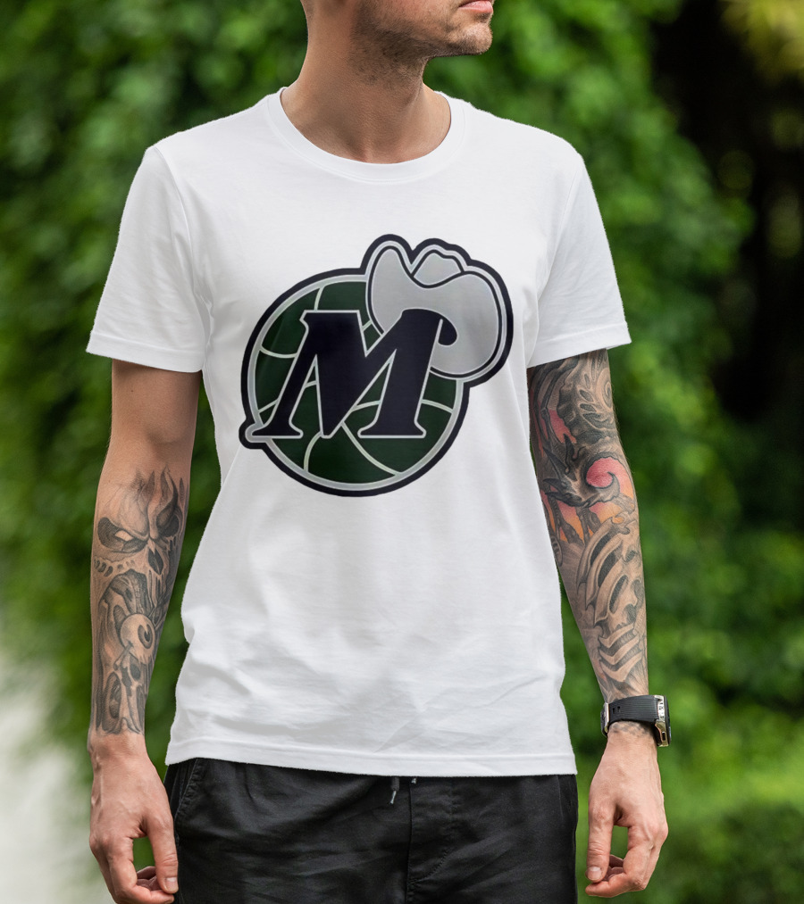 Dallas Mavericks M With Cowboy Hat And Basketball Icon T-Shirt