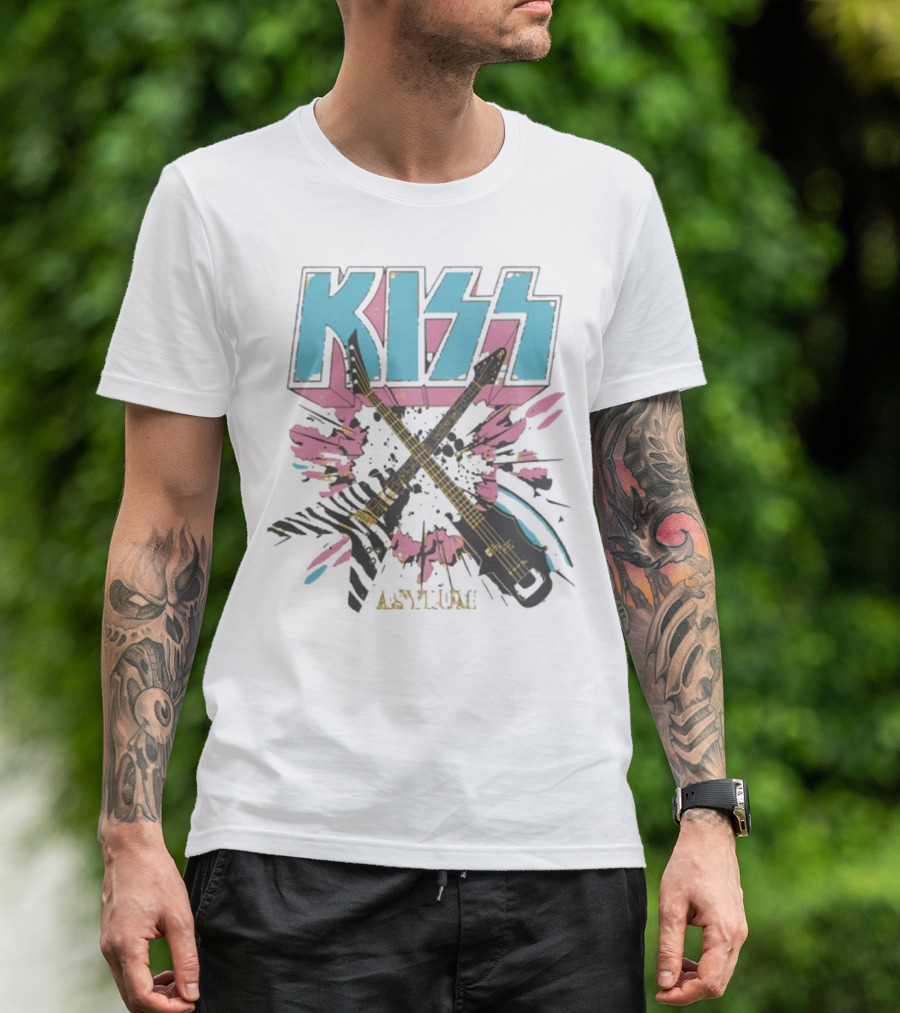 Kiss Asylum Crossed Guitars Burst Design T-Shirt