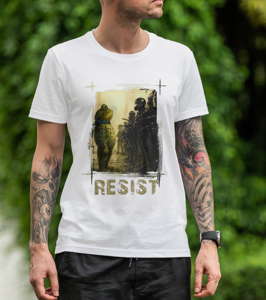 Resist Portland Frog Protest Vintage Activist Police Confrontation T-Shirt