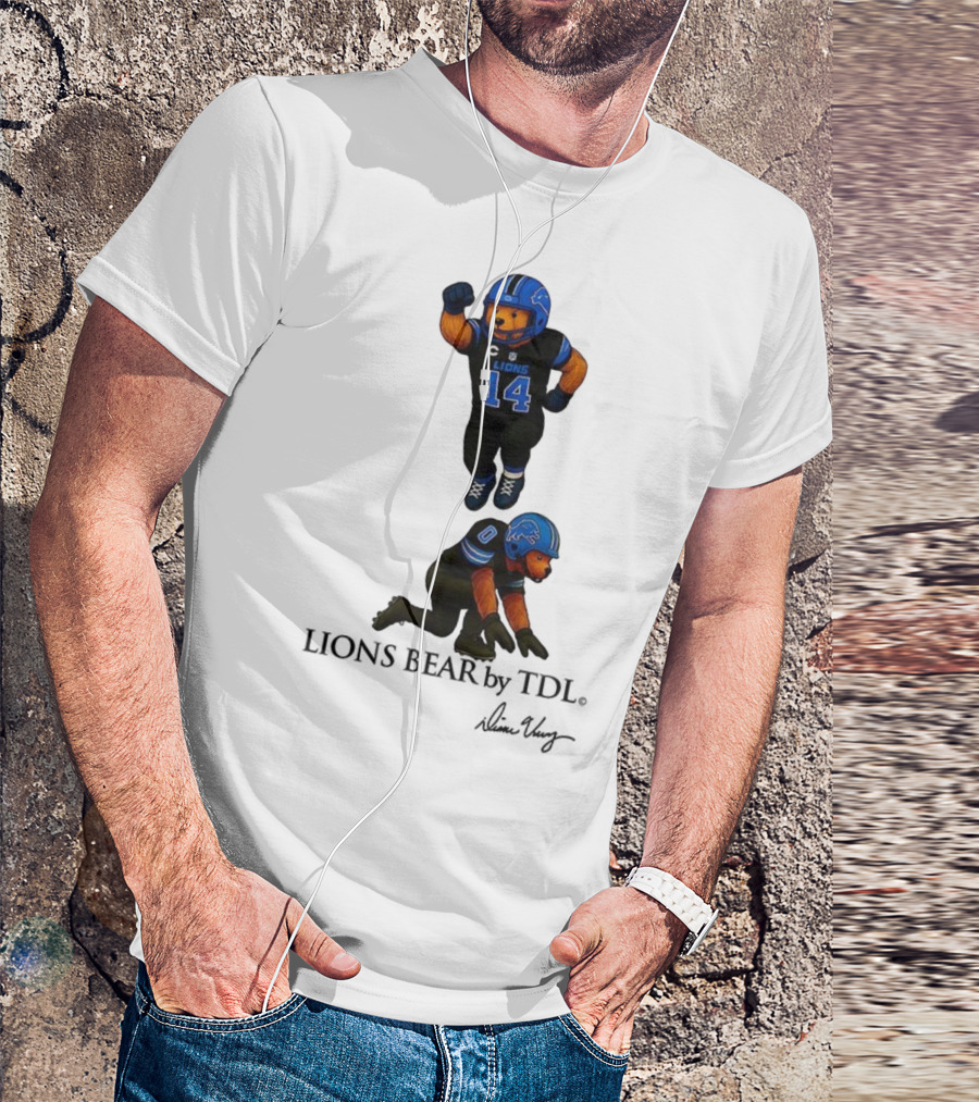 Amon-Ra St. Brown 14 Jahmyr Gibbs 0 Detroit Lions Bear Celebrating Football T-Shirt