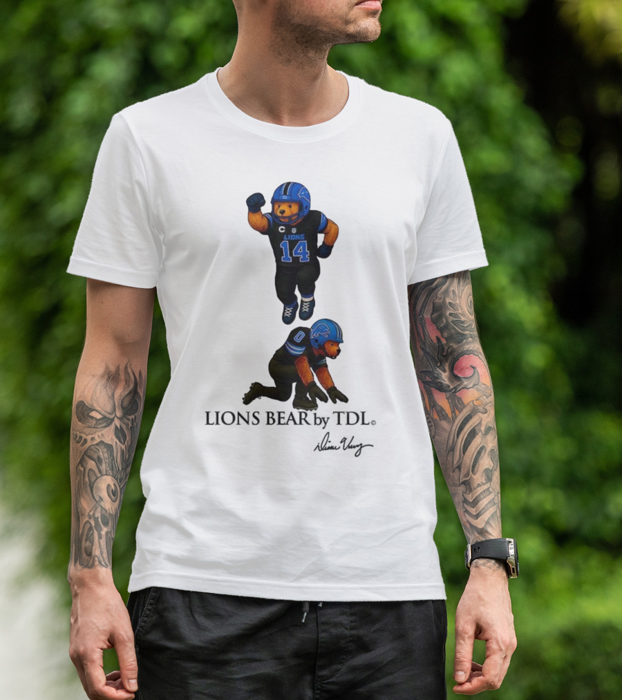 Amon-Ra St. Brown 14 Jahmyr Gibbs 0 Detroit Lions Bear Celebrating Football T-Shirt