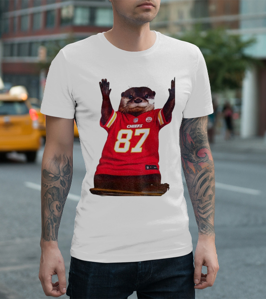 Travis Kelce 87 Kansas City Chiefs Sea Otter NFL Fan Jersey T-Shirt