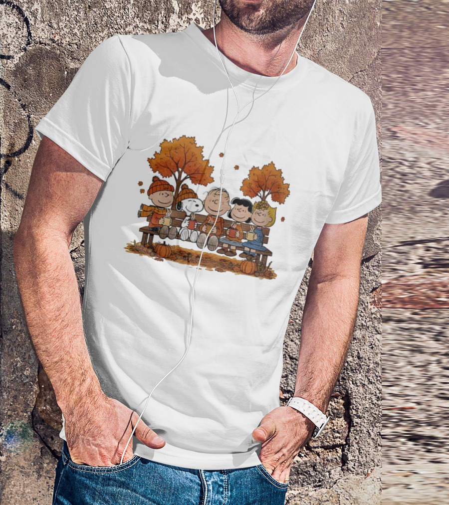 Snoopy Peanuts Friends Fall Autumn Thanksgiving Scene T-Shirt
