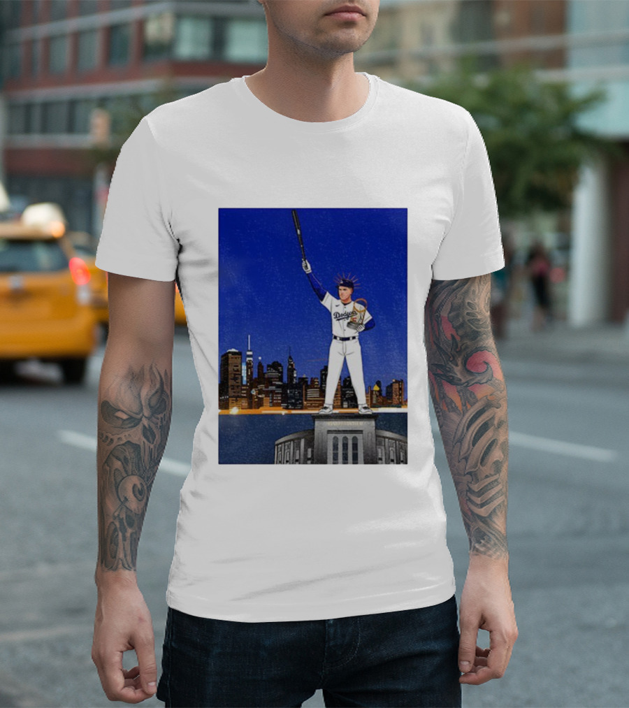 Freddie Freeman Dodgers Statue Of Liberty New York Skyline 2024 MVP T-Shirt