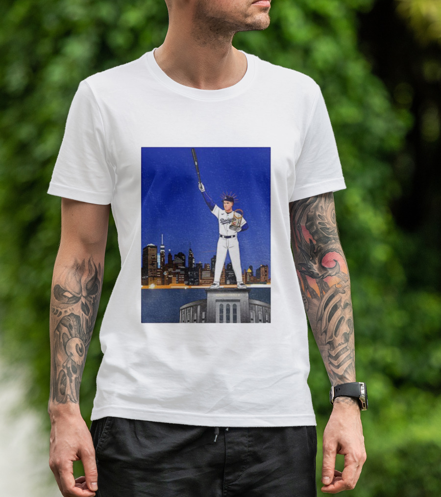 Freddie Freeman Dodgers Statue Of Liberty New York Skyline 2024 MVP T-Shirt