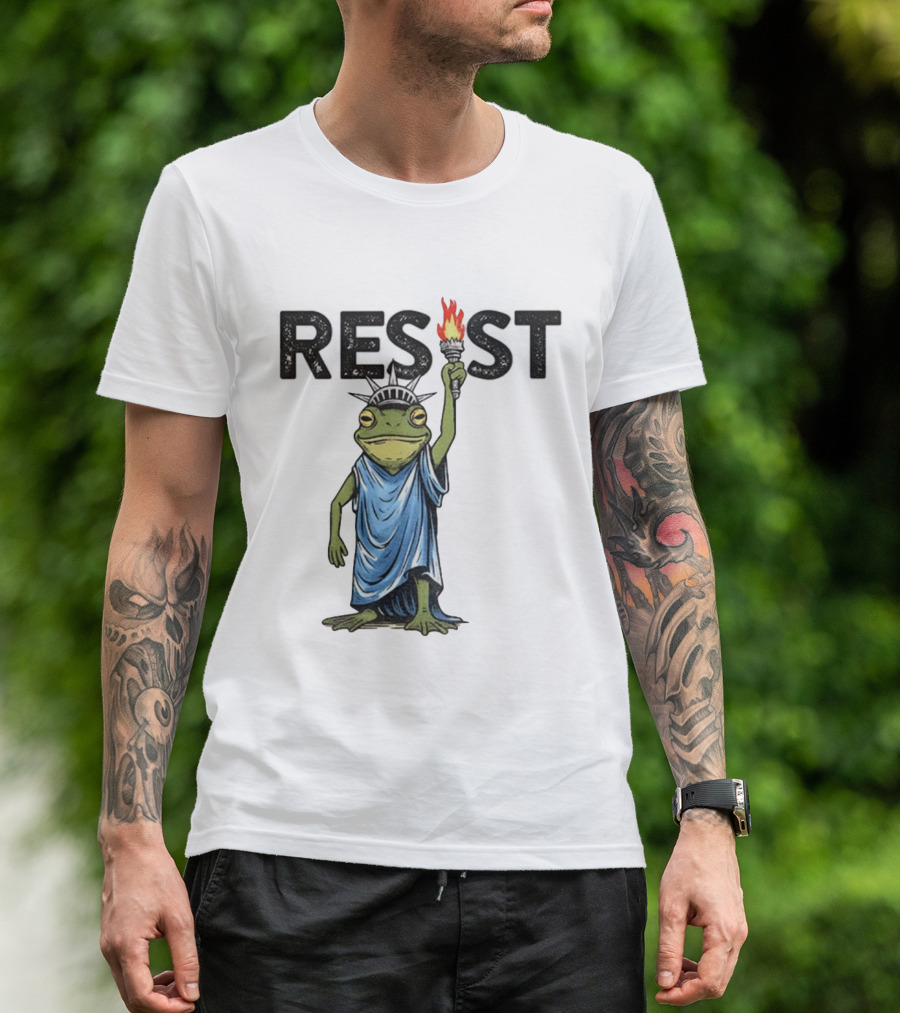 Portland Frog Resist Protest Statue Of Liberty Torch T-Shirt