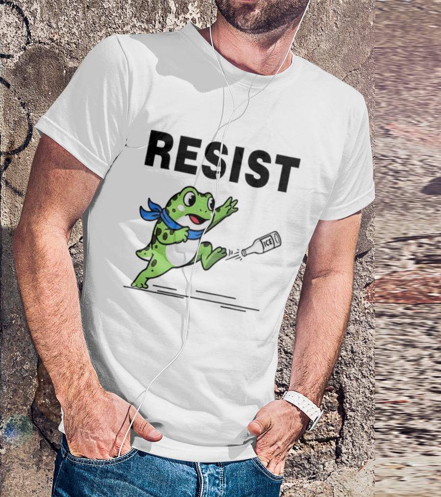 Portland Frog Resist Anti-ICE Protest Jumping Art T-Shirt