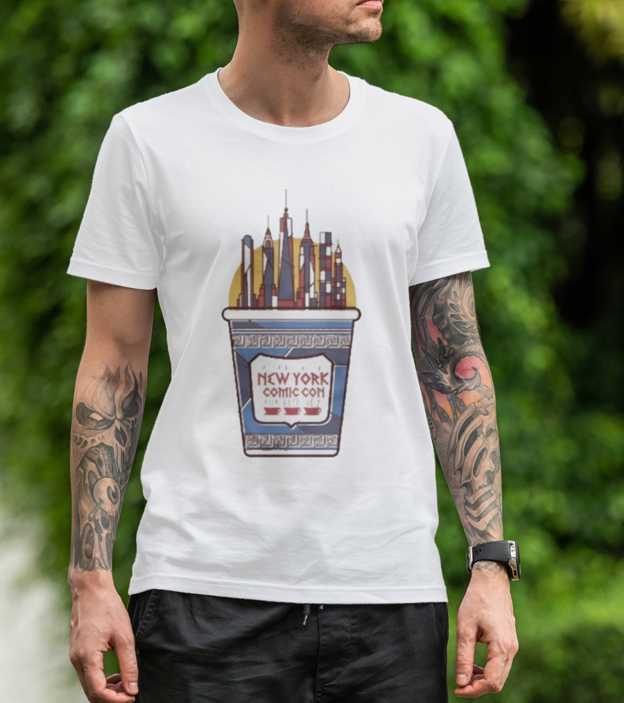 New York Comic Con 2025 Coffee Cup Skyline Tower Design T-Shirt