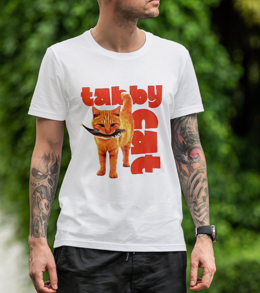 Tabby Cat Holding Fish Meme Retro Font T-Shirt