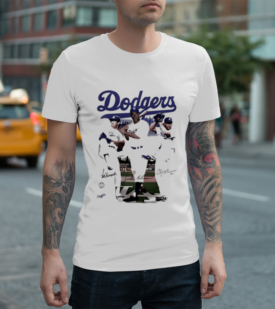 Los Angeles Dodgers Mookie Betts Steve Sax Clayton Kershaw Signatures Vintage Style T-Shirt