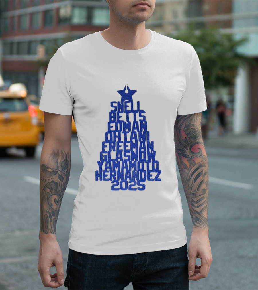 Los Angeles Dodgers Snell Betts Freeman Ohtani Freeman Glasnow Yamamoto Hernandez Christmas Tree 2025 T-Shirt
