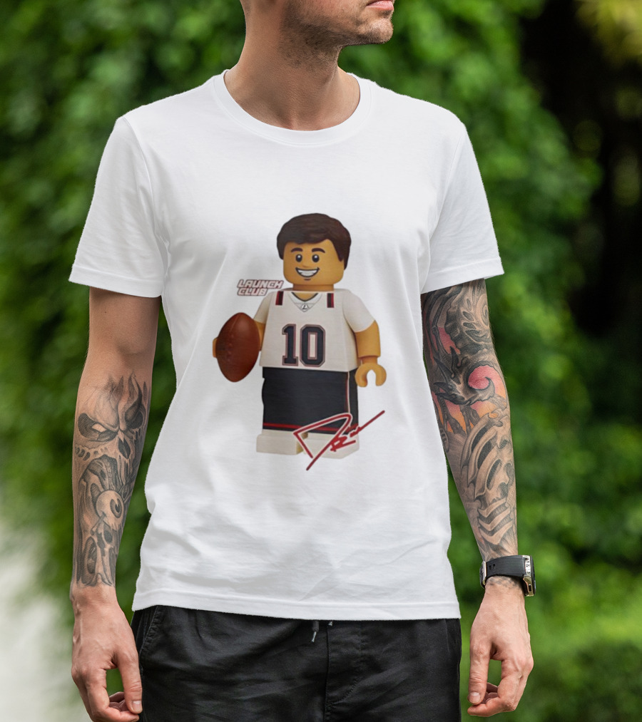 Tom Brady New England Patriots Lego Minifigure 10 Launch Club Signature T-Shirt