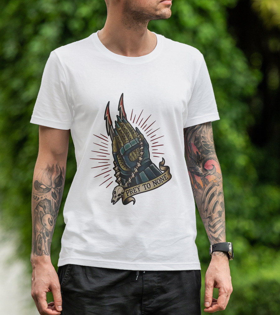 Prey To None Alien Claw With Skull And Star Chain T-Shirt